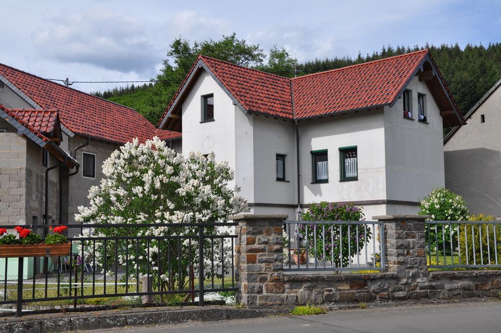 Herresbach Fliederhof Ferienwohnungen חדר תמונה