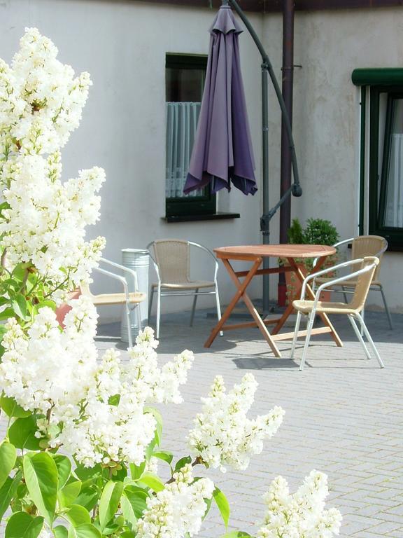 Herresbach Fliederhof Ferienwohnungen חדר תמונה