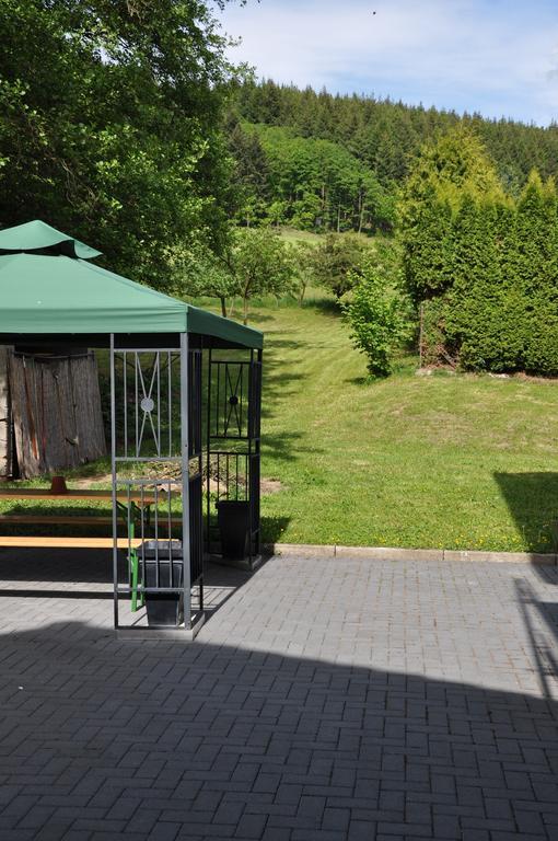 Herresbach Fliederhof Ferienwohnungen חדר תמונה
